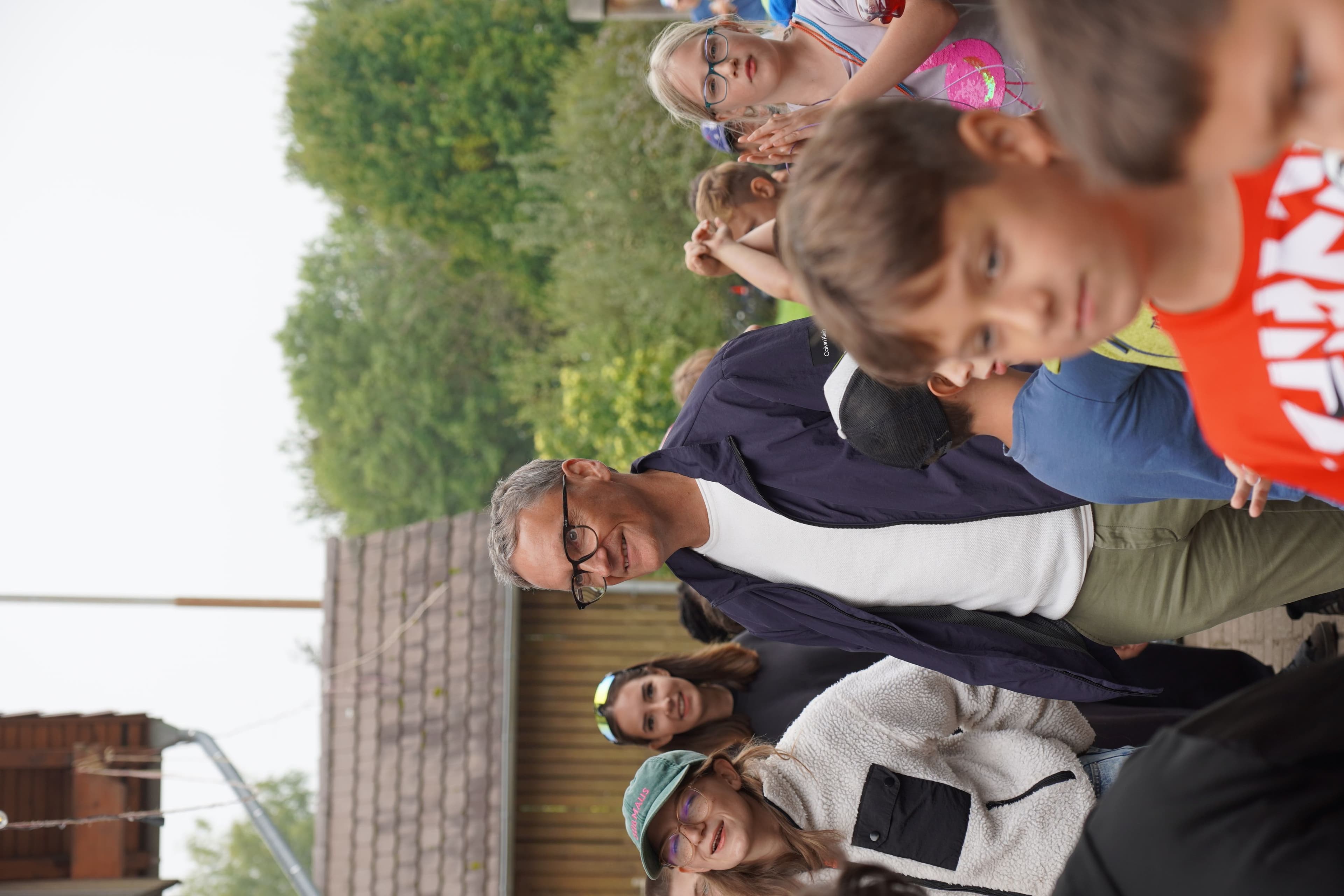 455 Kinder entdecken das Weltall in Lahr