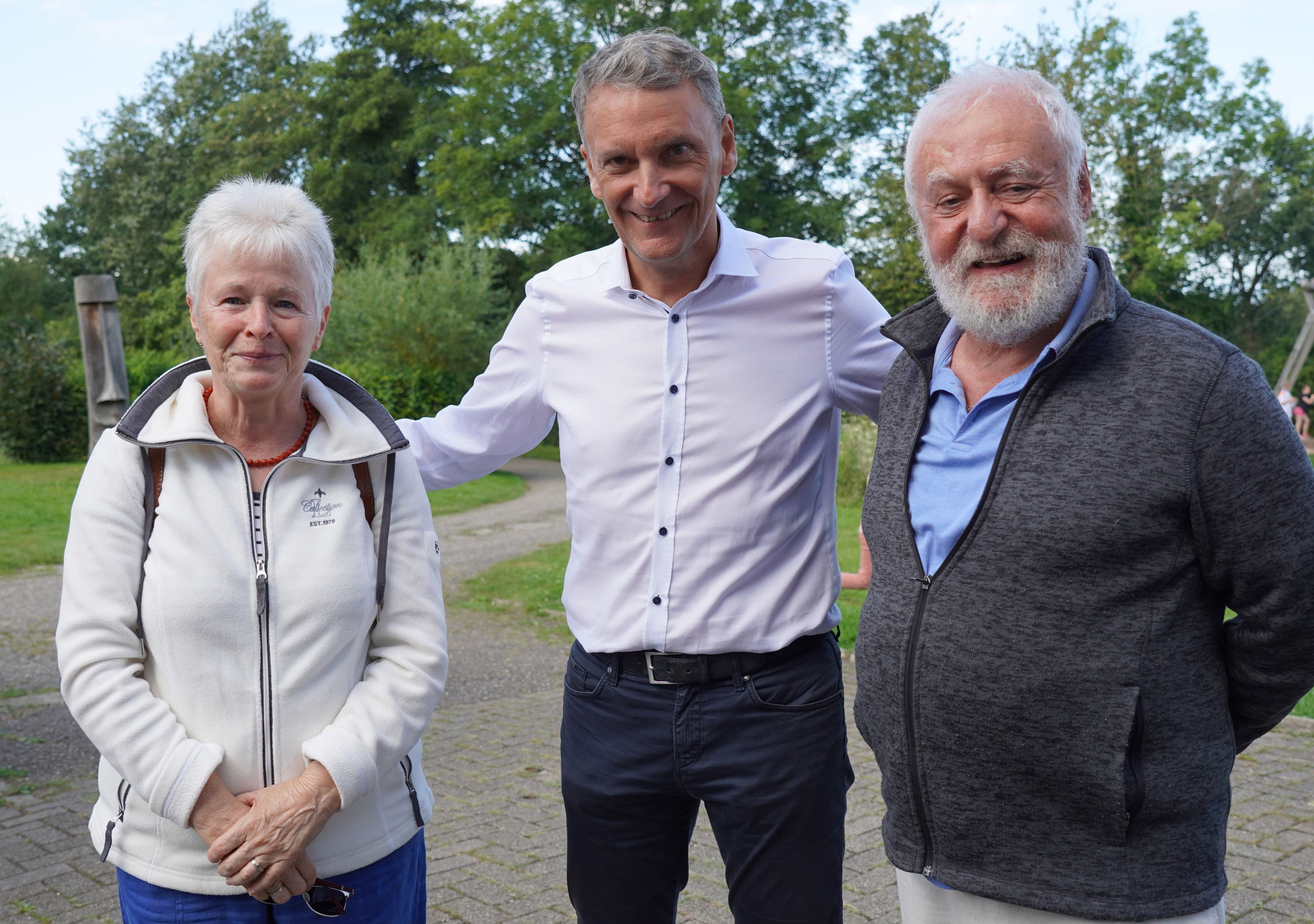 Goldene Erinnerungen: Ralf und Hannelore Schneider feiern 50 Jahre Liebe