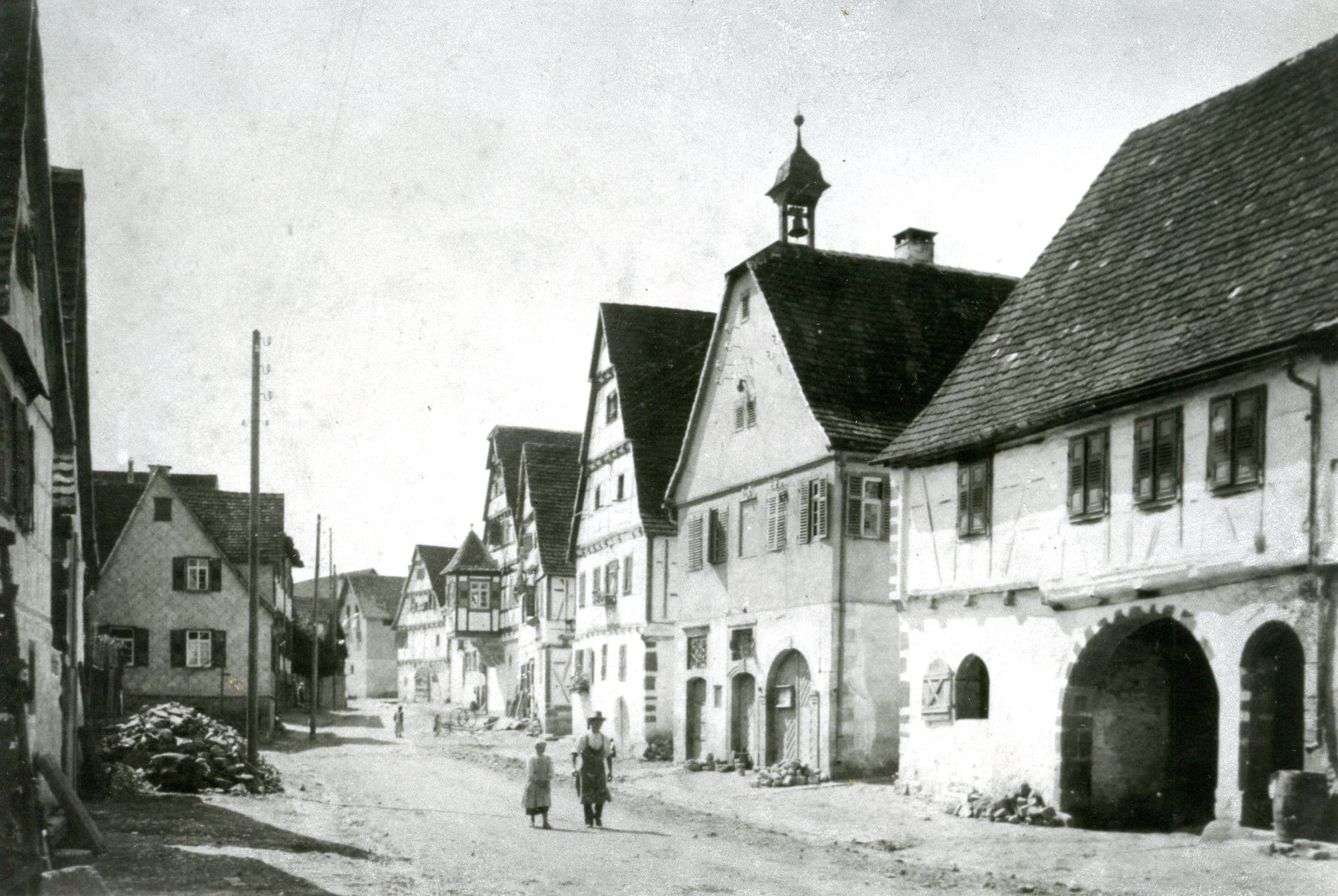 Schöckingen: Fachwerkidylle am Rande der Stadt