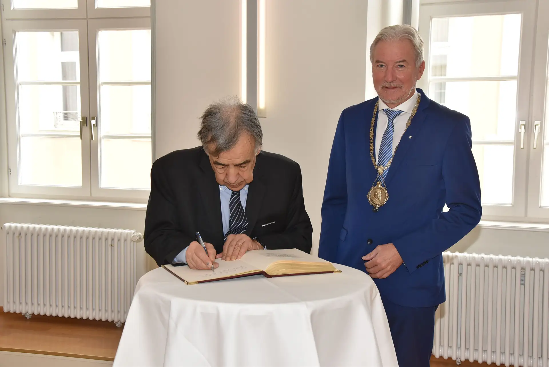Ehre für einen mutigen Bürgermeister
