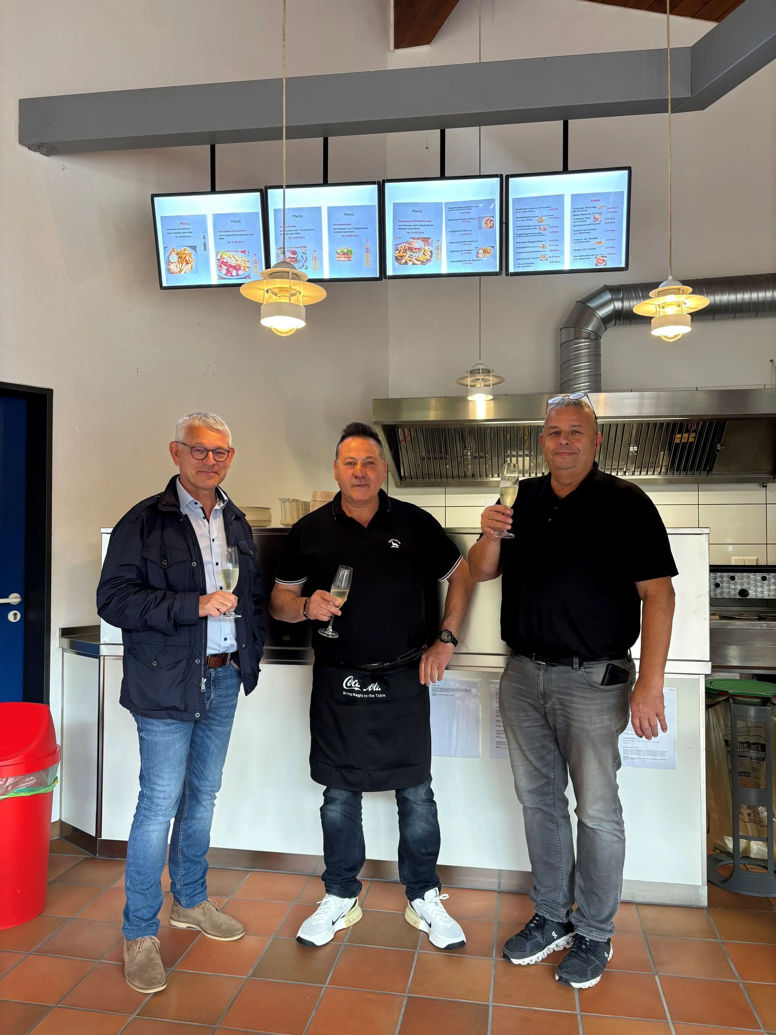 Kurzmitteilung: Neue Cafeteria im Freizeitbad Oppenau